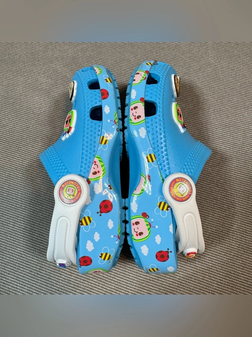 Cocomelon Crocs Blue Toddler Size 8 Classic Clogs Very Good Condition